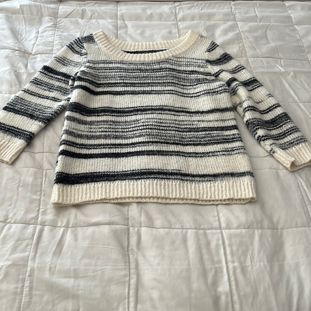 3/4 sleeve sweater